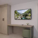 Nessi Hotel 3*
