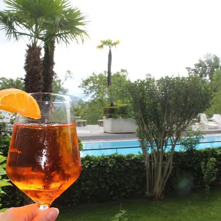 Nessi Hotel 3*