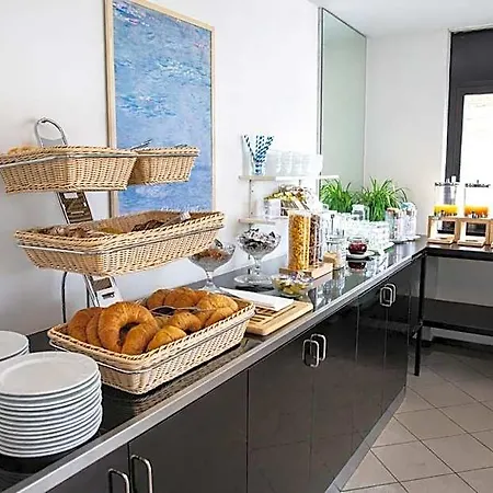 Nessi Hotel