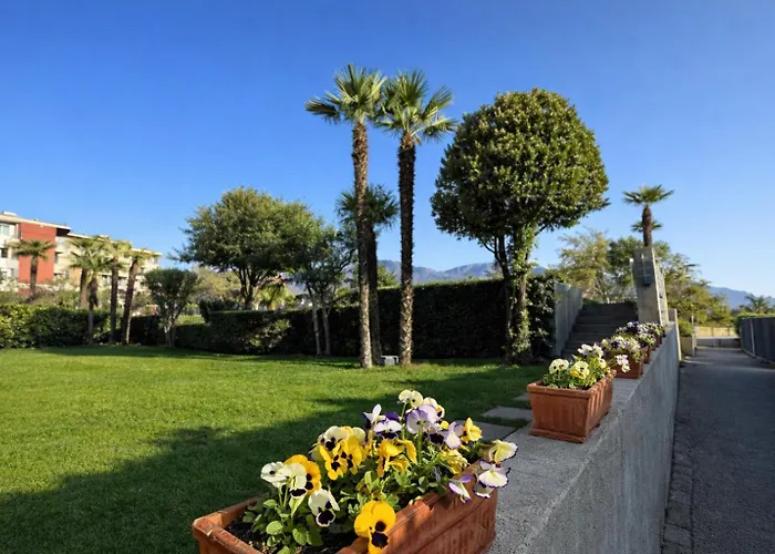 Hotel Hotel Nessi Locarno 3*